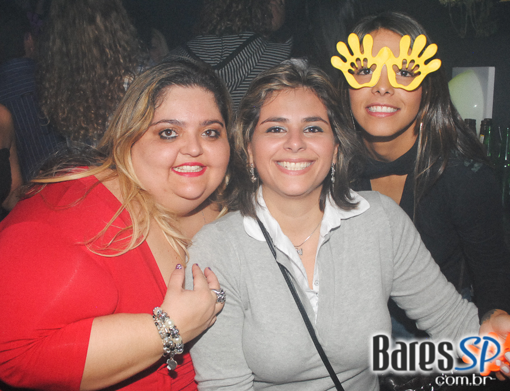 Saturday Night Fever no Akbar Lounge & Disco Saturday Night Fever no Akbar Lounge & Disco