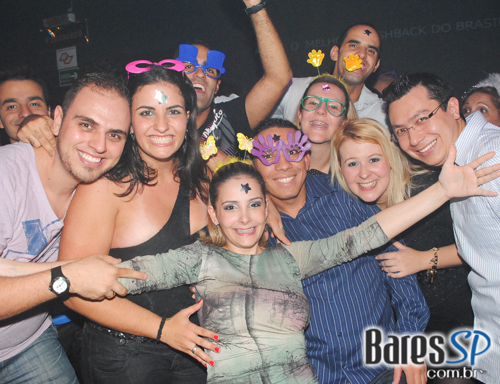 Saturday Night Fever no Akbar Lounge & Disco Saturday Night Fever no Akbar Lounge & Disco