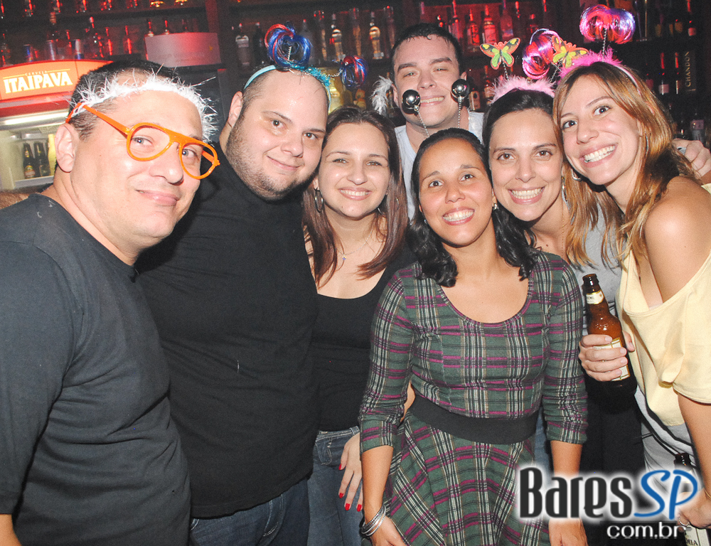 Saturday Night Fever no Akbar Lounge & Disco Saturday Night Fever no Akbar Lounge & Disco