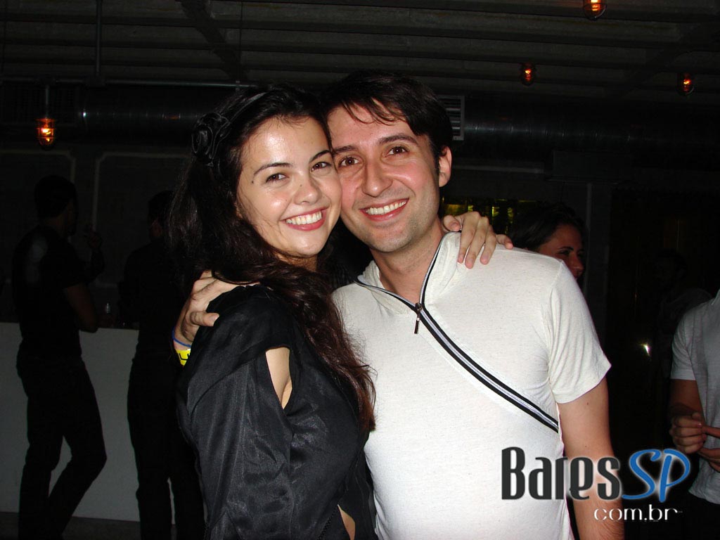 Fafá de Belém ataca de Dj na festa Domingo no Parque do Sonique Bar Fafá de Belém ataca de Dj na festa Domingo no Parque do Sonique Bar