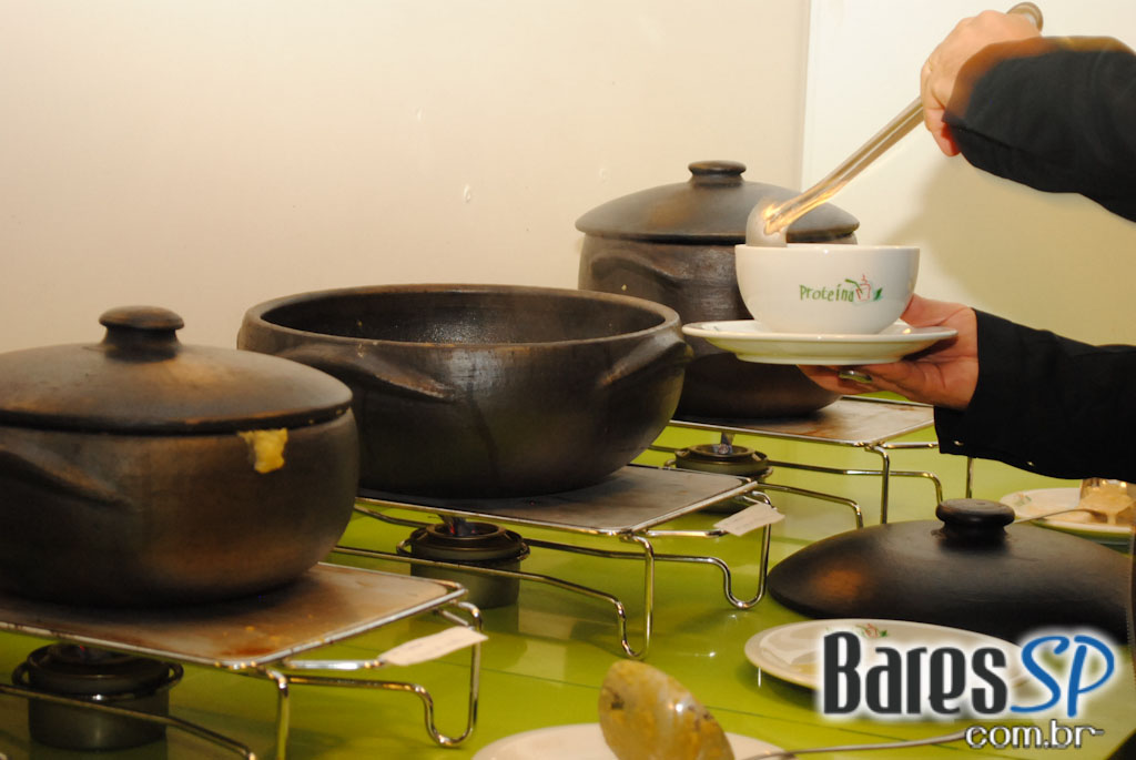 Restaurante Proteína é espaço para culinária saudável e natural Restaurante Proteína é espaço para culinária saudável e natural