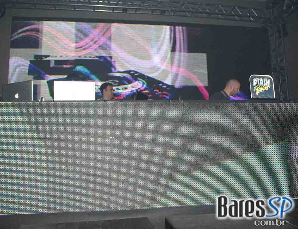 Mark Farina e Pete Heller agitam Party com Top DJs Internacionais em São Paulo Mark Farina e Pete Heller agitam Party com Top DJs Internacionais em São Paulo