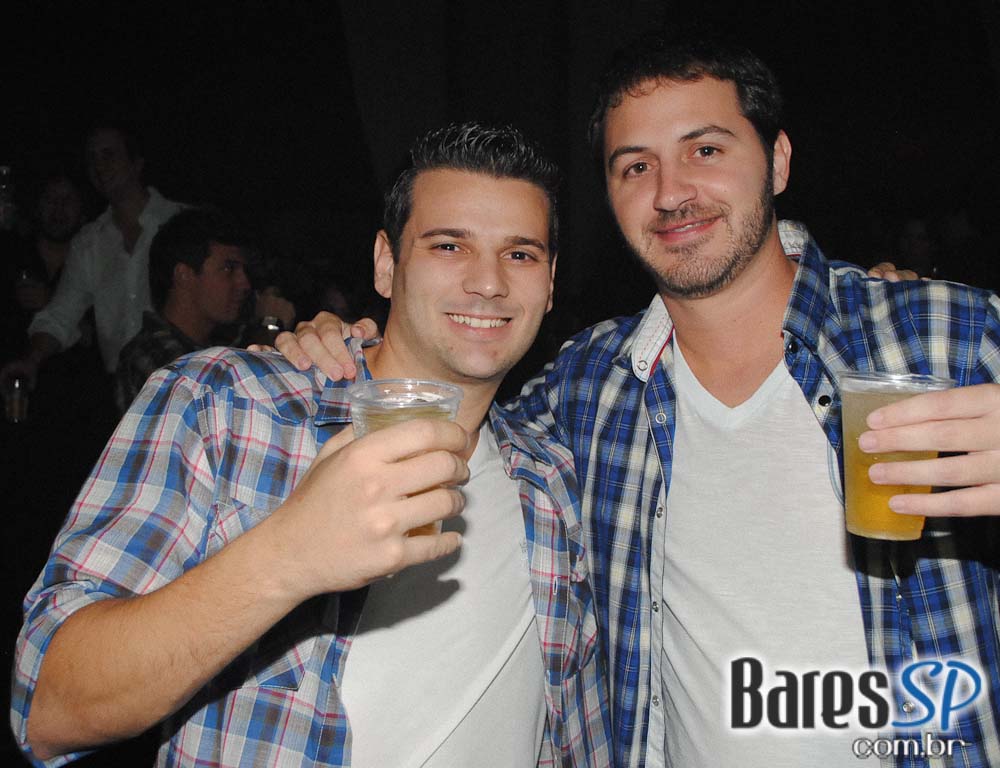 Mark Farina e Pete Heller agitam Party com Top DJs Internacionais em São Paulo Mark Farina e Pete Heller agitam Party com Top DJs Internacionais em São Paulo