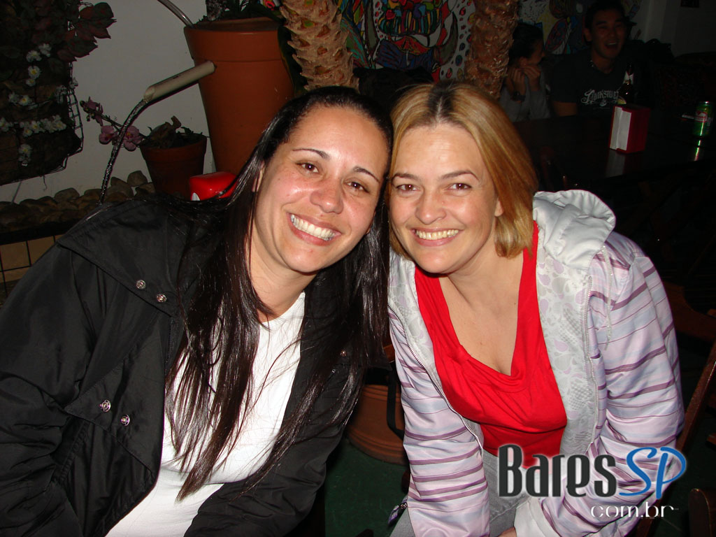 Sábado de diversão no Hot Seria, região central de São Paulo Sábado de diversão no Hot Seria, região central de São Paulo