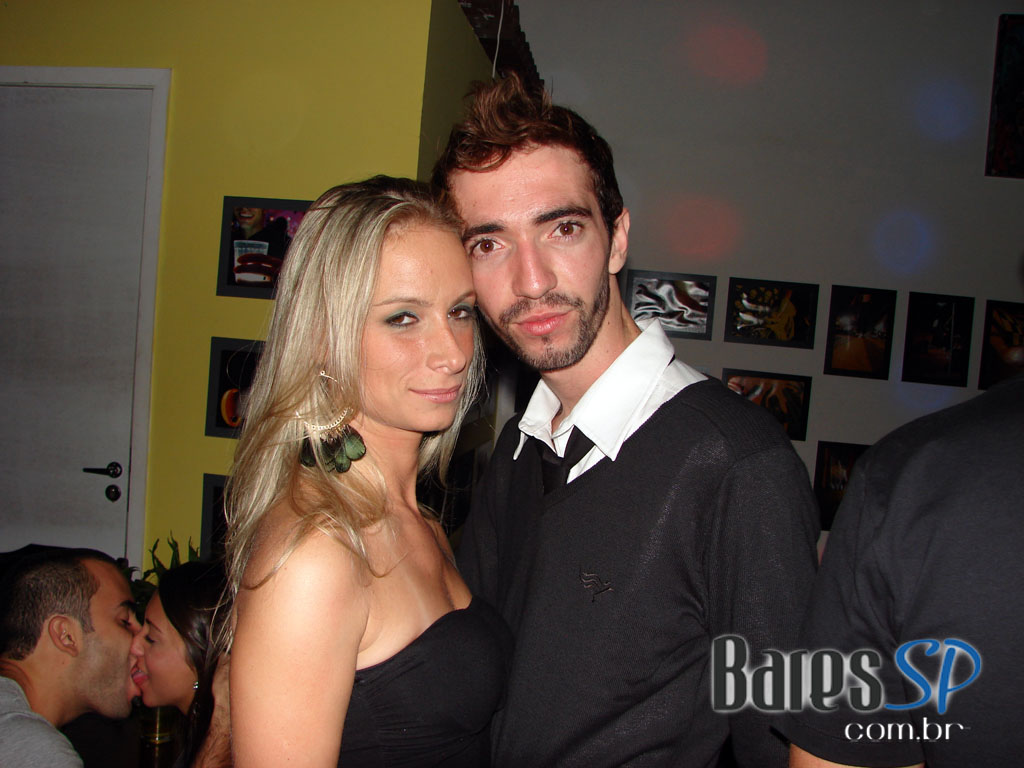 Sábado de diversão no Hot Seria, região central de São Paulo Sábado de diversão no Hot Seria, região central de São Paulo