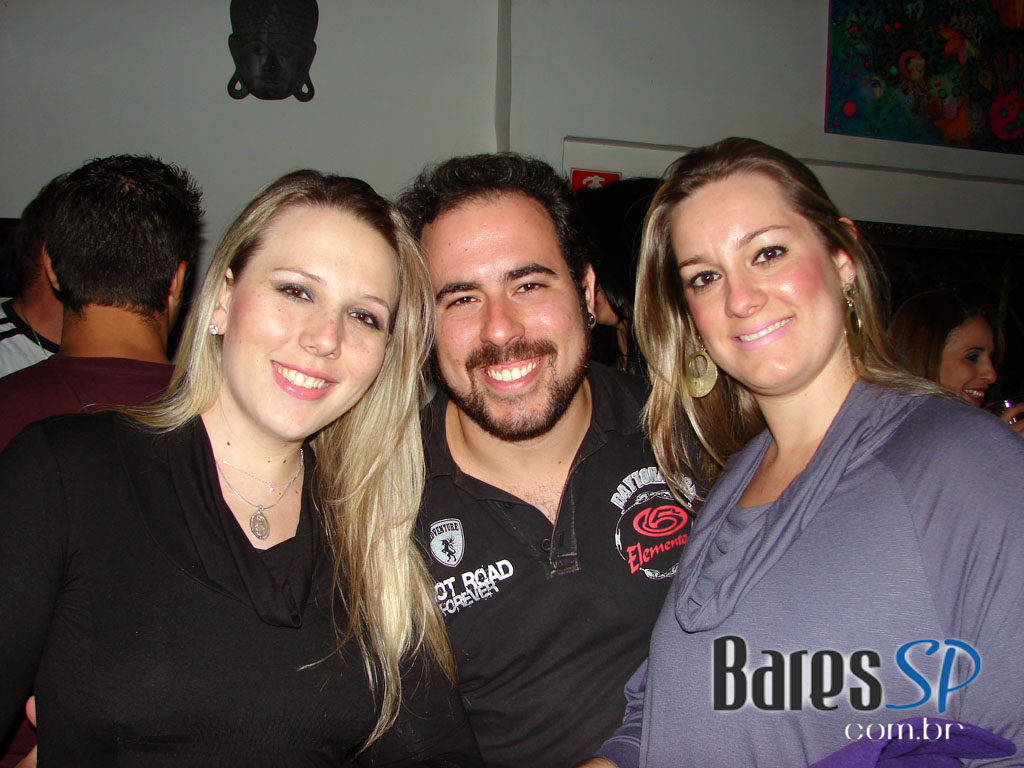 Sábado de diversão no Hot Seria, região central de São Paulo Sábado de diversão no Hot Seria, região central de São Paulo