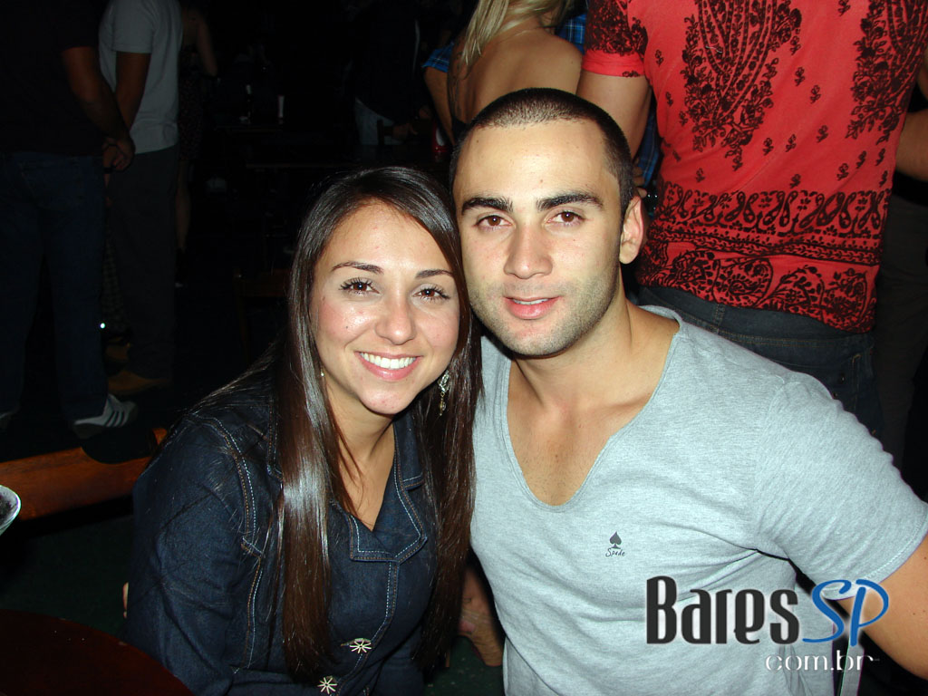 Sábado de diversão no Hot Seria, região central de São Paulo Sábado de diversão no Hot Seria, região central de São Paulo