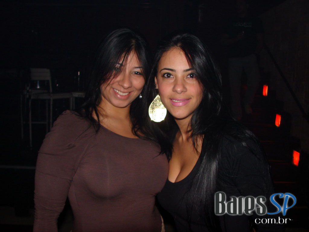 Grupo Pixote canta sucessos no palco do Salinas Grupo Pixote canta sucessos no palco do Salinas