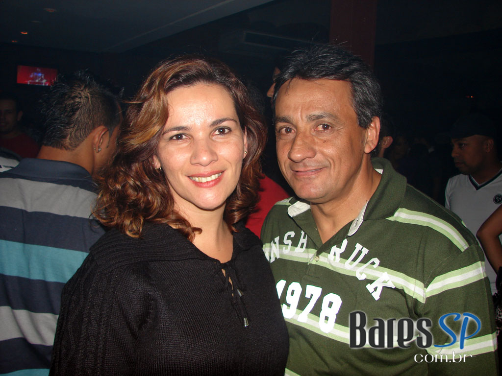 Grupo Pixote canta sucessos no palco do Salinas Grupo Pixote canta sucessos no palco do Salinas