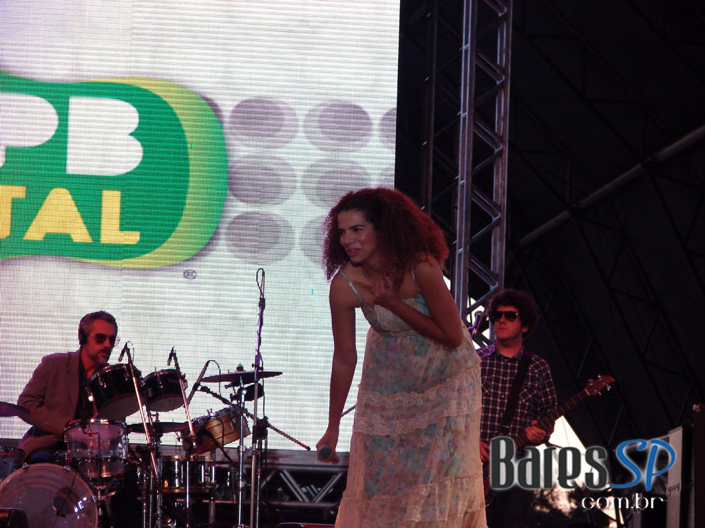 Seu Jorge, Lenine, Vanessa da Mata e Arnaldo Antunes cantaram no MPB Total na Arena Anhembi Seu Jorge, Lenine, Vanessa da Mata e Arnaldo Antunes cantaram no MPB Total na Arena Anhembi