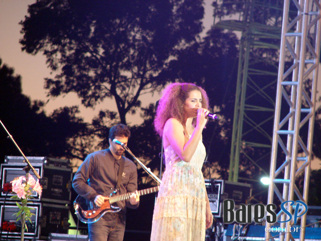 Seu Jorge, Lenine, Vanessa da Mata e Arnaldo Antunes cantaram no MPB Total na Arena Anhembi Seu Jorge, Lenine, Vanessa da Mata e Arnaldo Antunes cantaram no MPB Total na Arena Anhembi