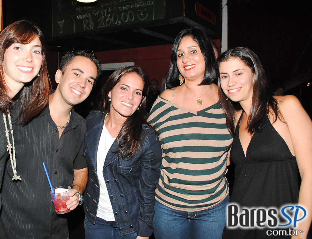 Banda Yankee anima Double Friday do A Marcenaria Banda Yankee anima Double Friday do A Marcenaria