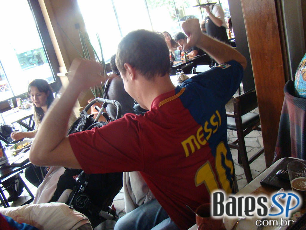 Dona Flor na final do futebol europeu com promoção Heineken Dona Flor na final do futebol europeu com promoção Heineken