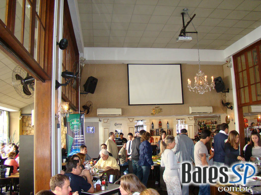 Dona Flor na final do futebol europeu com promoção Heineken Dona Flor na final do futebol europeu com promoção Heineken