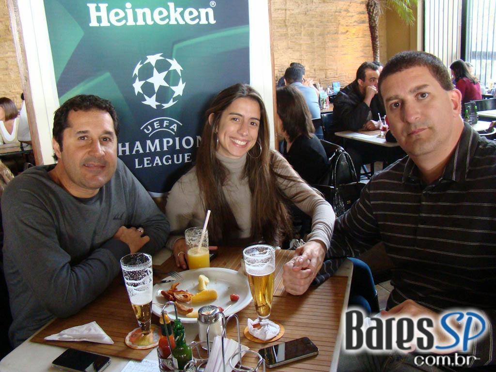 Dona Flor na final do futebol europeu com promoção Heineken Dona Flor na final do futebol europeu com promoção Heineken