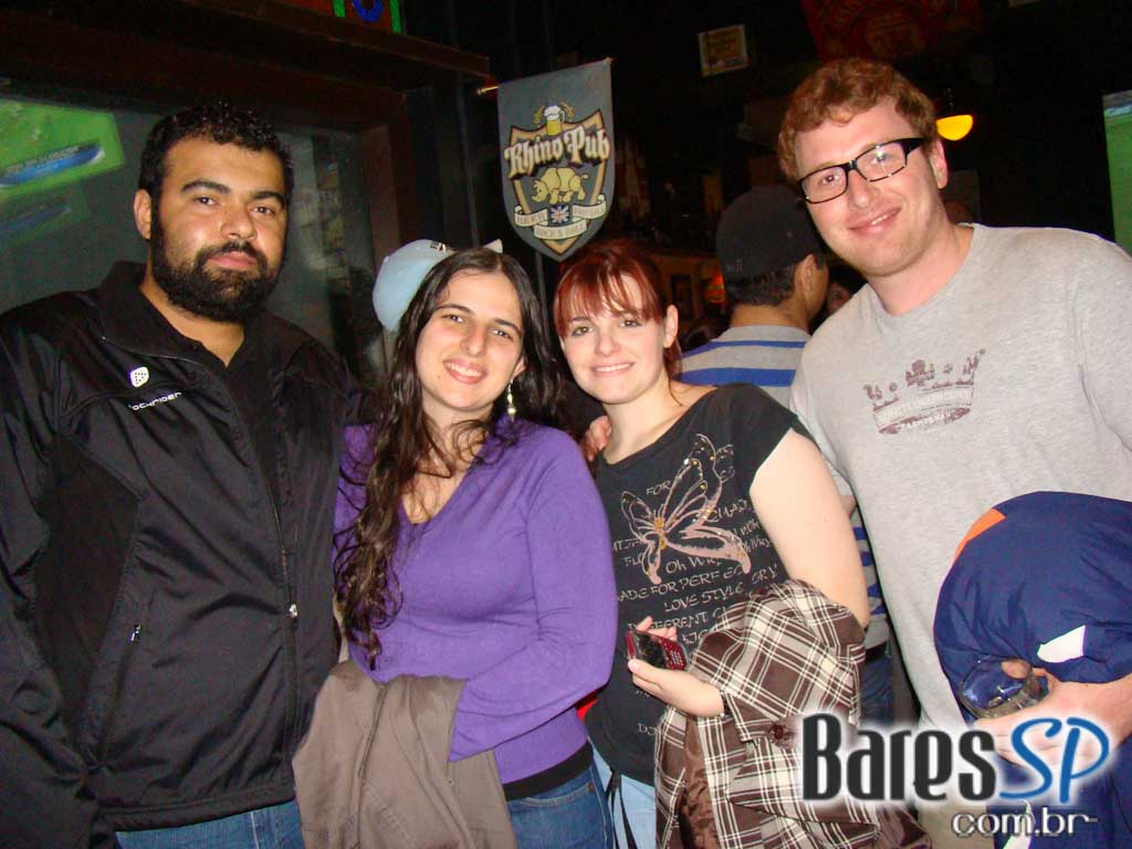 Rhino Pub na final do futebol europeu com promoção Heineken Rhino Pub na final do futebol europeu com promoção Heineken