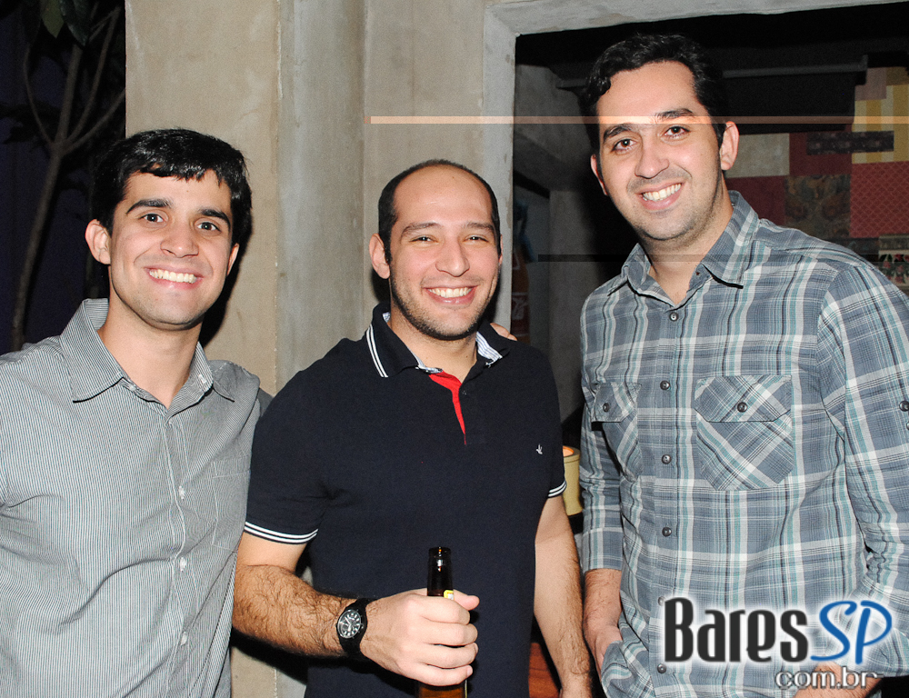 A noite de sexta-feira foi de muito agito no Squat A noite de sexta-feira foi de muito agito no Squat