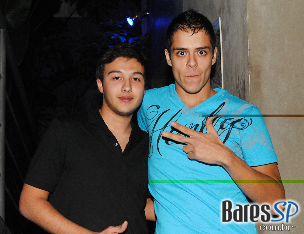 A noite de sexta-feira foi de muito agito no Squat A noite de sexta-feira foi de muito agito no Squat