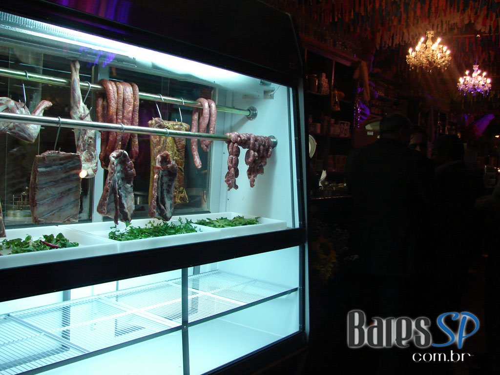 Templo Bar de Fé abriu suas portas com show de Guga Stroeter & Heartbreakers Templo Bar de Fé abriu suas portas com show de Guga Stroeter & Heartbreakers