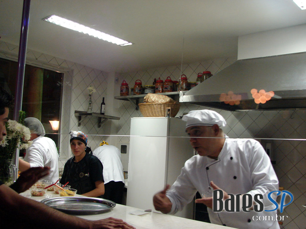 Templo Bar de Fé abriu suas portas com show de Guga Stroeter & Heartbreakers Templo Bar de Fé abriu suas portas com show de Guga Stroeter & Heartbreakers