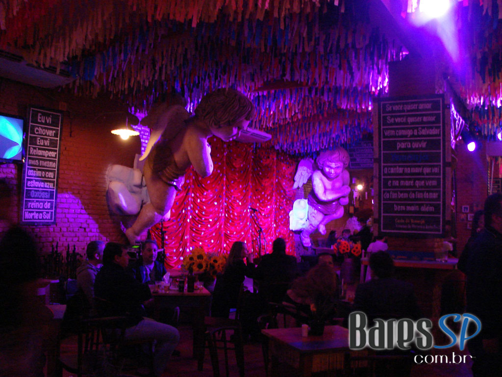 Templo Bar de Fé abriu suas portas com show de Guga Stroeter & Heartbreakers Templo Bar de Fé abriu suas portas com show de Guga Stroeter & Heartbreakers