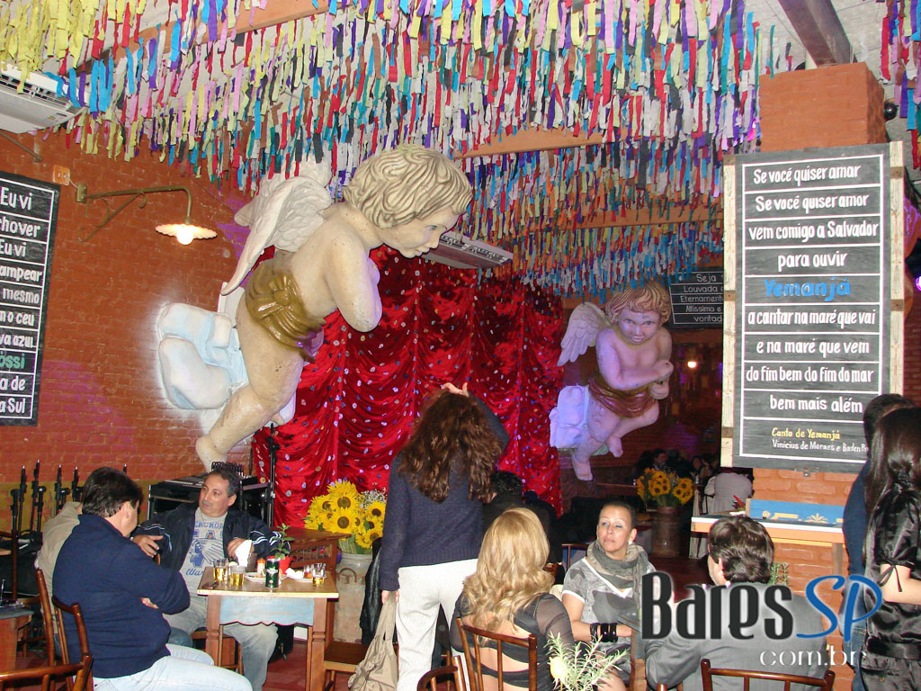 Templo Bar de Fé abriu suas portas com show de Guga Stroeter & Heartbreakers Templo Bar de Fé abriu suas portas com show de Guga Stroeter & Heartbreakers