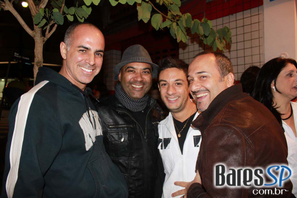 Zebra Zero inaugurou nova unidade na Rua Frei Caneca Zebra Zero inaugurou nova unidade na Rua Frei Caneca