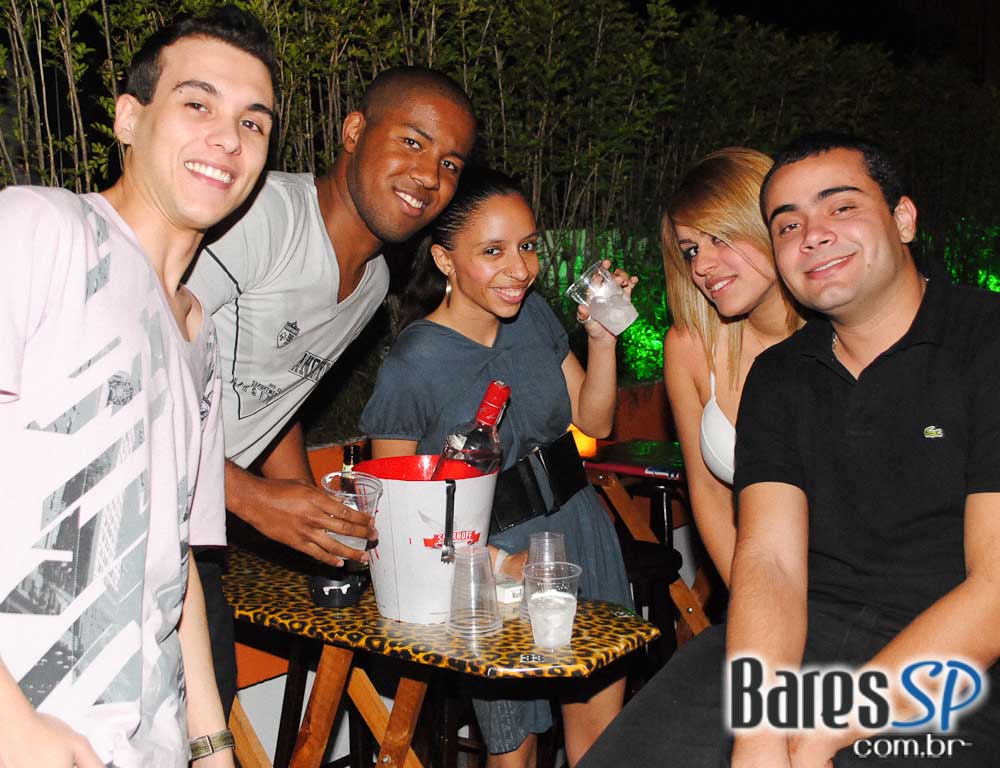 Flashback do Bem de Inverno na véspera de feriado no Akbar Flashback do Bem de Inverno na véspera de feriado no Akbar