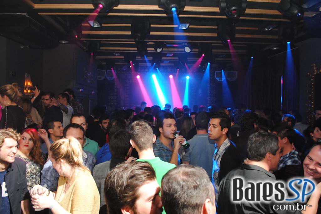 The Society toca love songs no Dia dos Namorados The Society toca love songs no Dia dos Namorados