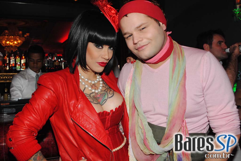 The Society toca love songs no Dia dos Namorados The Society toca love songs no Dia dos Namorados