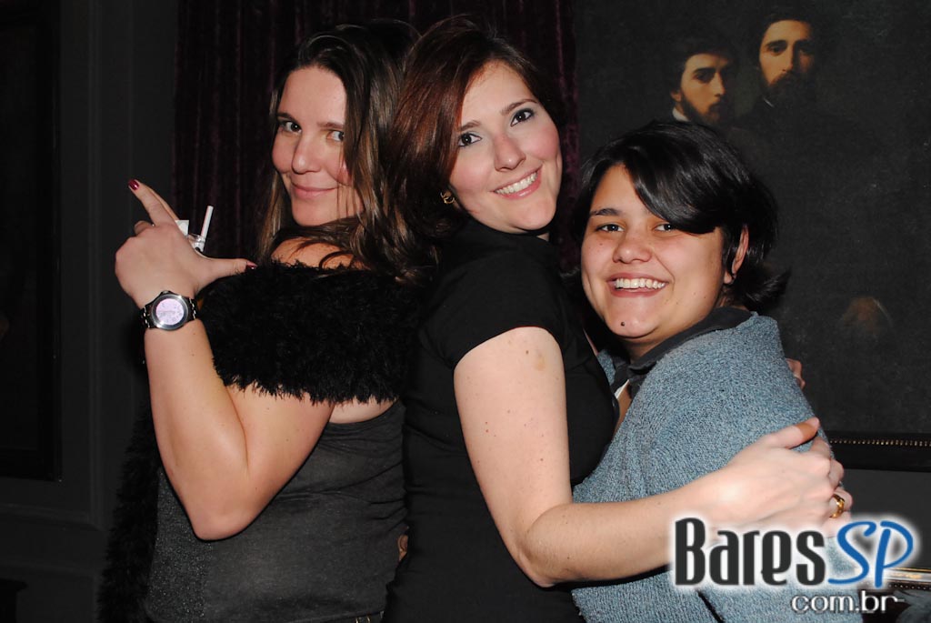 The Society toca love songs no Dia dos Namorados The Society toca love songs no Dia dos Namorados