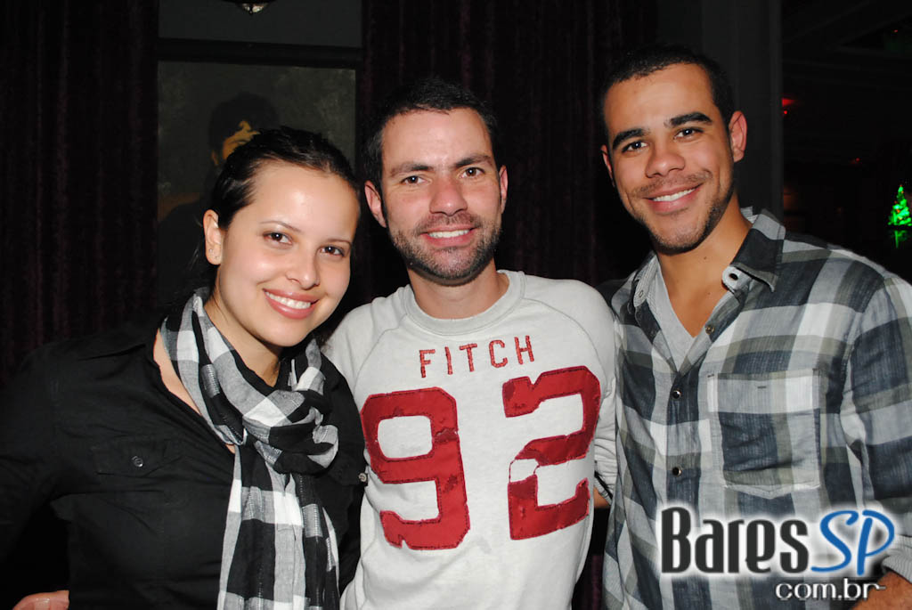 The Society toca love songs no Dia dos Namorados The Society toca love songs no Dia dos Namorados