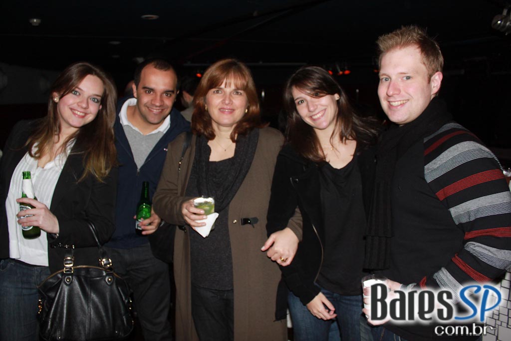 Converse apresentou Rolling Stone Live com show de Rita Lee na Pacha SP Converse apresentou Rolling Stone Live com show de Rita Lee na Pacha SP