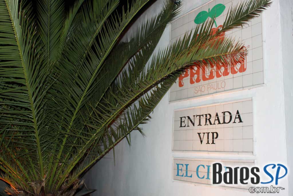 Converse apresentou Rolling Stone Live com show de Rita Lee na Pacha SP Converse apresentou Rolling Stone Live com show de Rita Lee na Pacha SP