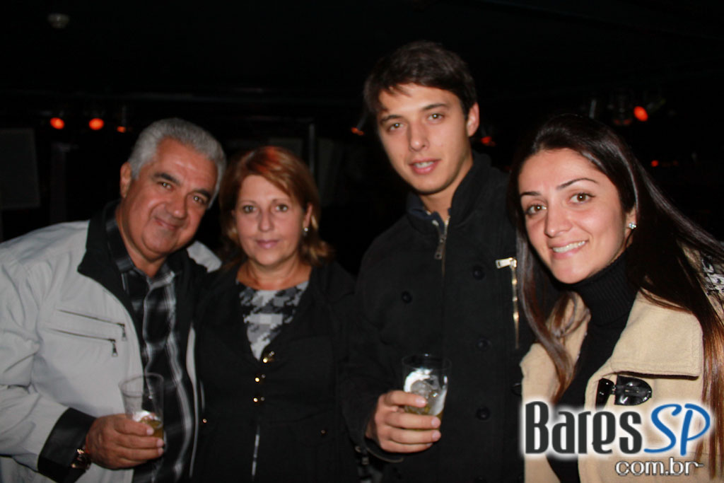 Converse apresentou Rolling Stone Live com show de Rita Lee na Pacha SP Converse apresentou Rolling Stone Live com show de Rita Lee na Pacha SP