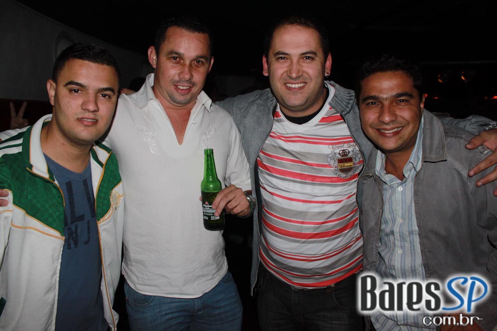 Converse apresentou Rolling Stone Live com show de Rita Lee na Pacha SP Converse apresentou Rolling Stone Live com show de Rita Lee na Pacha SP