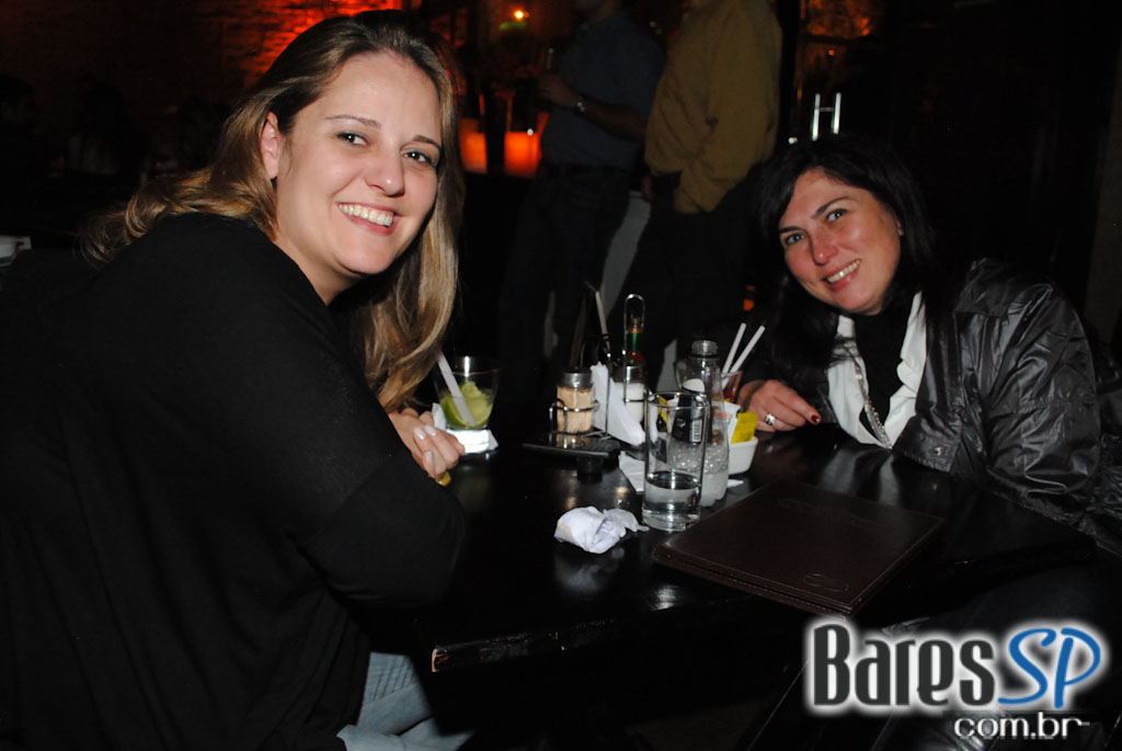 Dona Flor encerrou programação musical de junho com show da Rock Channel Dona Flor encerrou programação musical de junho com show da Rock Channel