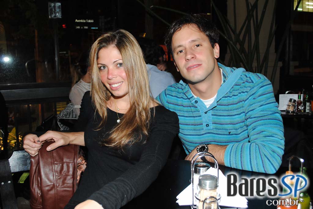 Dona Flor encerrou programação musical de junho com show da Rock Channel Dona Flor encerrou programação musical de junho com show da Rock Channel