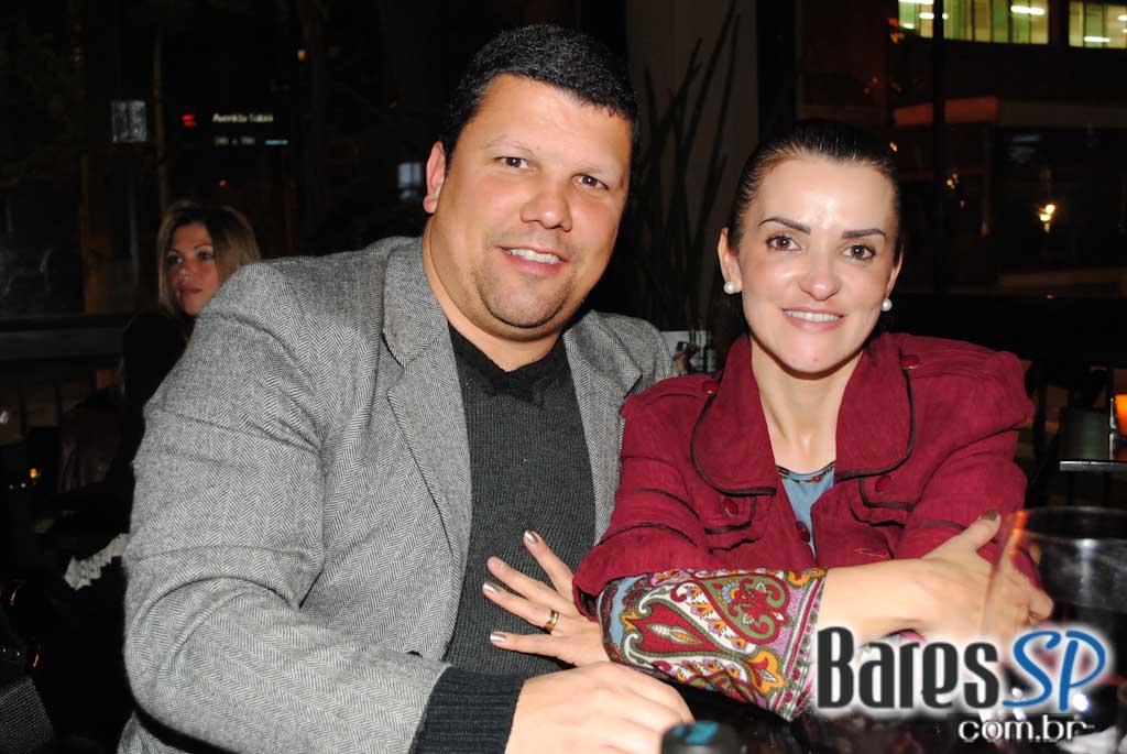 Dona Flor encerrou programação musical de junho com show da Rock Channel Dona Flor encerrou programação musical de junho com show da Rock Channel