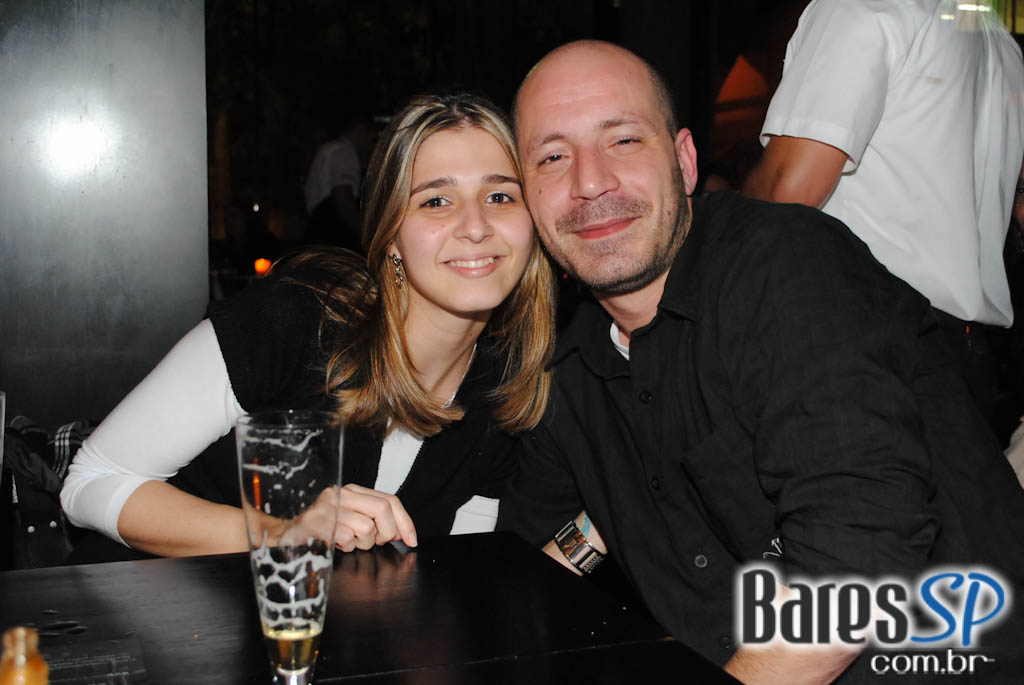 Dona Flor encerrou programação musical de junho com show da Rock Channel Dona Flor encerrou programação musical de junho com show da Rock Channel