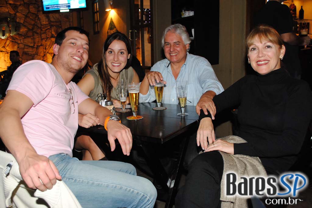 Dona Flor encerrou programação musical de junho com show da Rock Channel Dona Flor encerrou programação musical de junho com show da Rock Channel