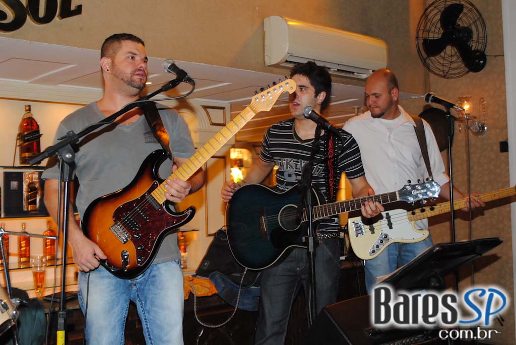 Dona Flor encerrou programação musical de junho com show da Rock Channel Dona Flor encerrou programação musical de junho com show da Rock Channel