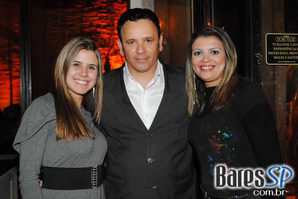 Dona Flor encerrou programação musical de junho com show da Rock Channel Dona Flor encerrou programação musical de junho com show da Rock Channel