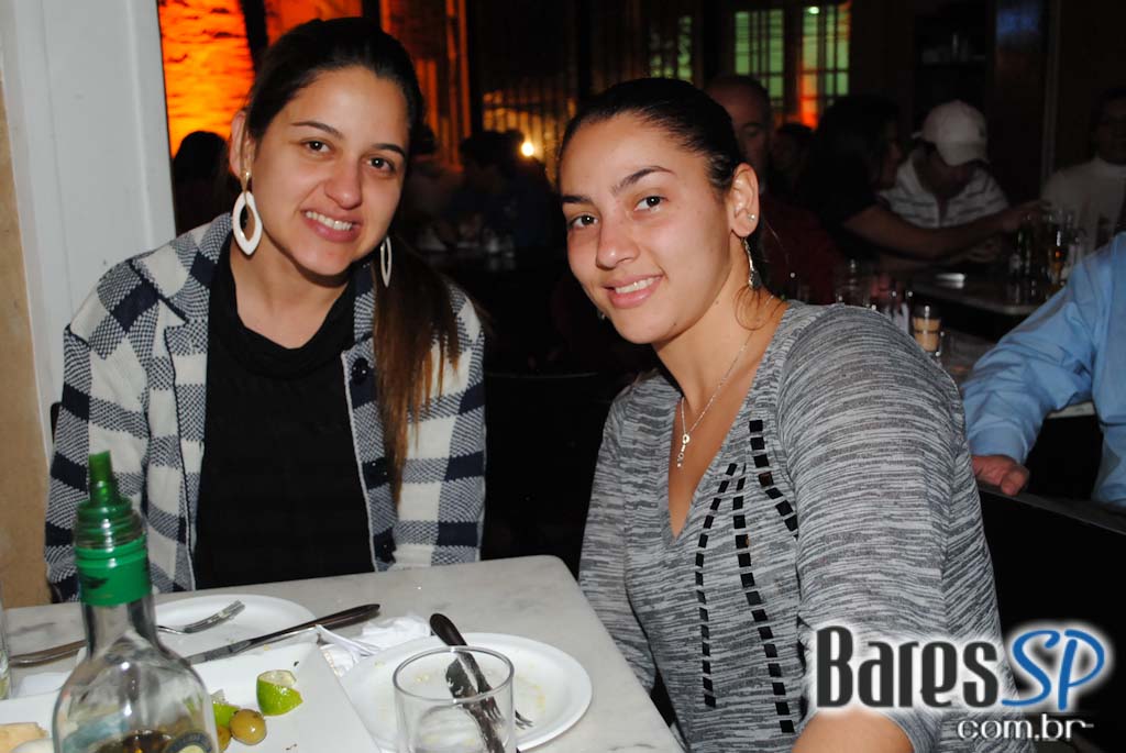 Dona Flor encerrou programação musical de junho com show da Rock Channel Dona Flor encerrou programação musical de junho com show da Rock Channel