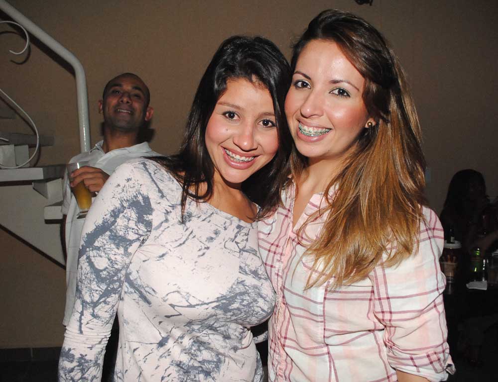 Feijoada, pagode e sertanejo no sábado do Santa Olívia Feijoada, pagode e sertanejo no sábado do Santa Olívia