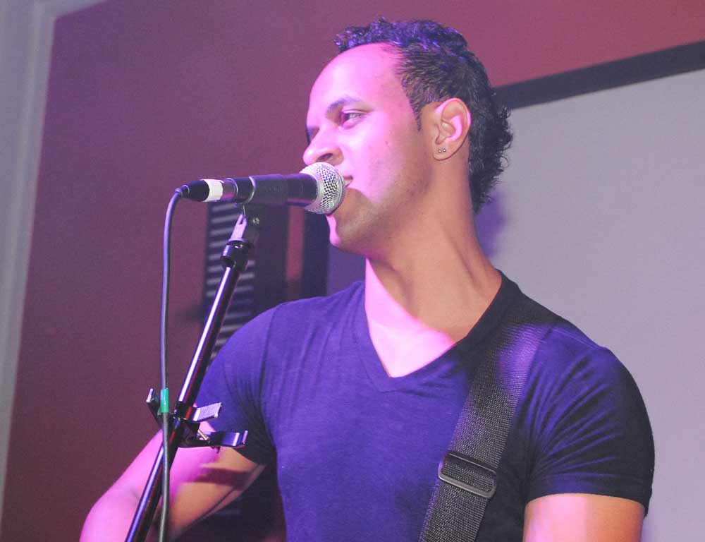 Feijoada, pagode e sertanejo no sábado do Santa Olívia Feijoada, pagode e sertanejo no sábado do Santa Olívia