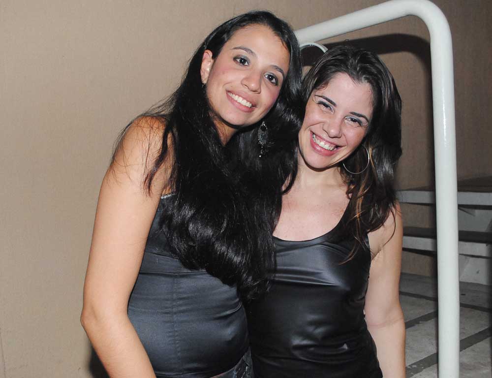 Feijoada, pagode e sertanejo no sábado do Santa Olívia Feijoada, pagode e sertanejo no sábado do Santa Olívia