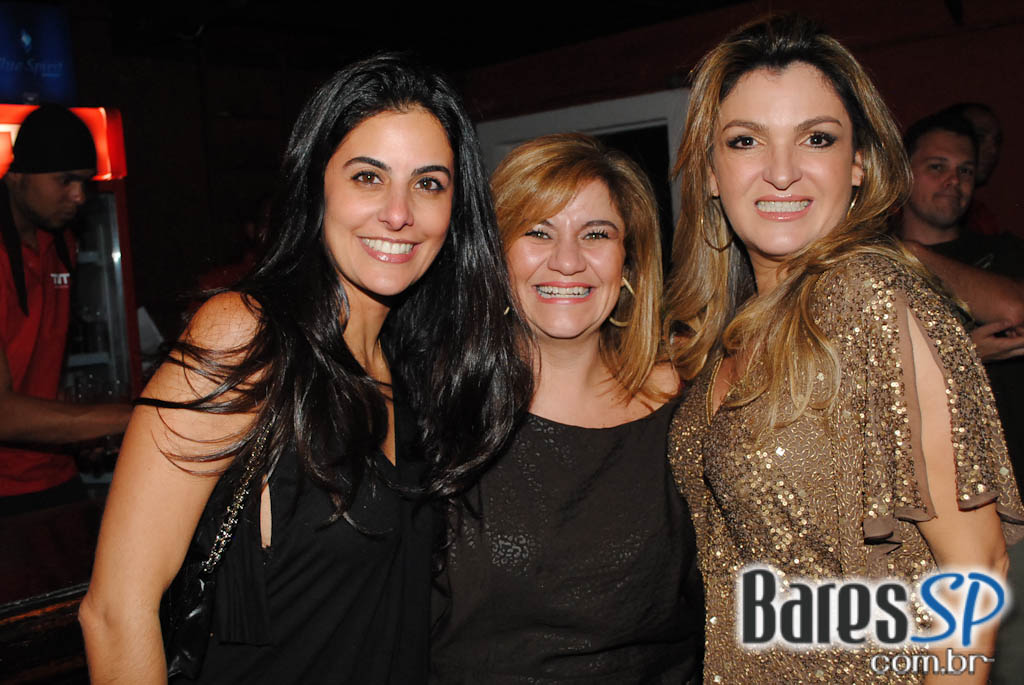 A Marcenaria comemorou 9 anos com shows de Roger, Maurício Gasperini e Suzy Bastos A Marcenaria comemorou 9 anos com shows de Roger, Maurício Gasperini e Suzy Bastos