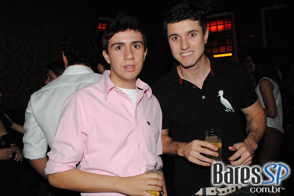 A Marcenaria comemorou 9 anos com shows de Roger, Maurício Gasperini e Suzy Bastos A Marcenaria comemorou 9 anos com shows de Roger, Maurício Gasperini e Suzy Bastos