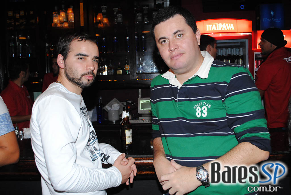 A Marcenaria comemorou 9 anos com shows de Roger, Maurício Gasperini e Suzy Bastos A Marcenaria comemorou 9 anos com shows de Roger, Maurício Gasperini e Suzy Bastos